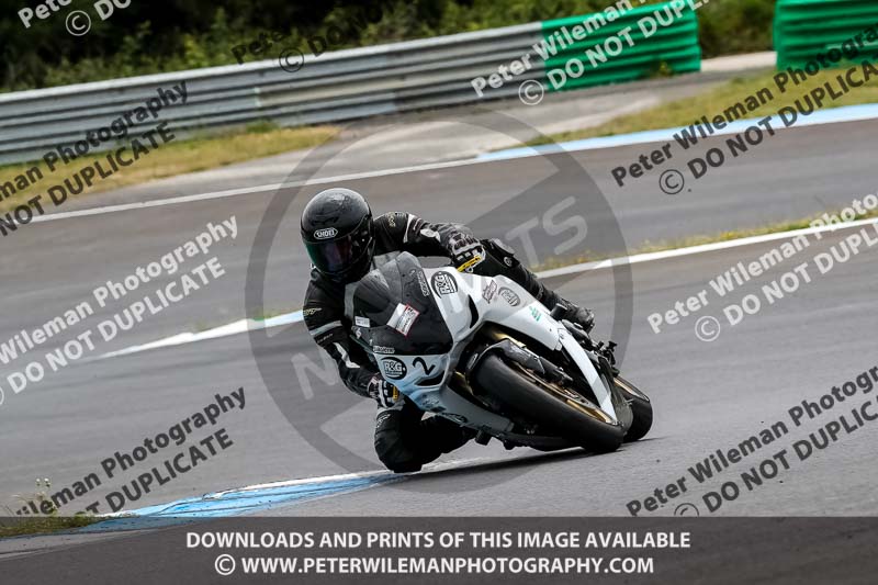 estoril;event digital images;motorbikes;no limits;peter wileman photography;portugal;trackday;trackday digital images